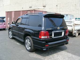 2005 Toyota Land Cruiser Cygnus Photos