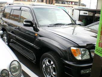 2005 Toyota Land Cruiser Cygnus Pictures
