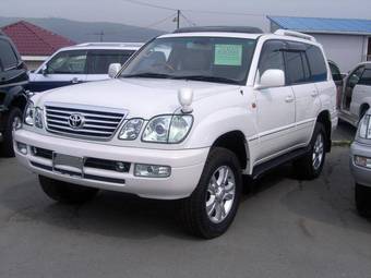 2005 Toyota Land Cruiser Cygnus Pictures