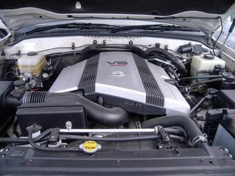 2005 Toyota Land Cruiser Cygnus Images