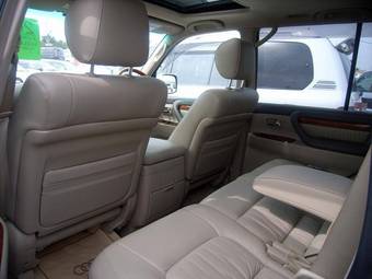 2005 Toyota Land Cruiser Cygnus Pictures