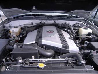 2005 Toyota Land Cruiser Cygnus Wallpapers