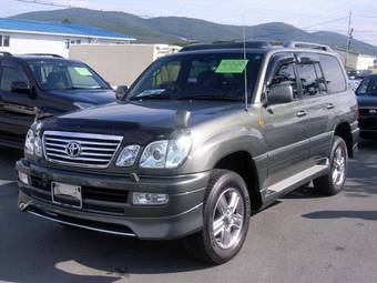 2005 Toyota Land Cruiser Cygnus Photos