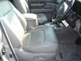 2006 Toyota Land Cruiser Cygnus Photos