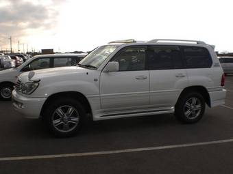 2006 Toyota Land Cruiser Cygnus Photos