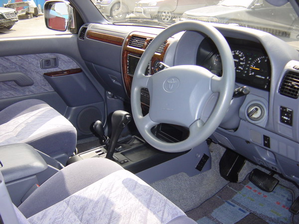 1998 Toyota Land Cruiser Prado Pictures