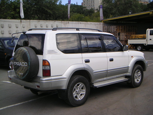 1998 Toyota Land Cruiser Prado Photos