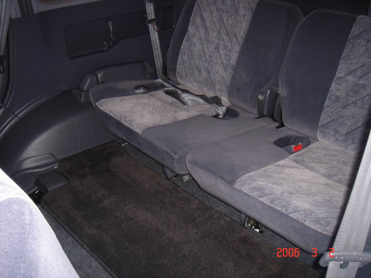 1998 Toyota Land Cruiser Prado Pics
