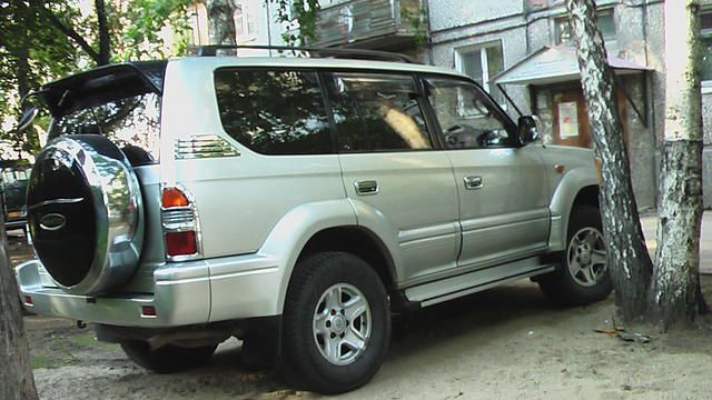 1999 Toyota Land Cruiser Prado