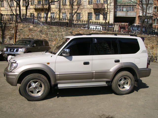 1999 Toyota Land Cruiser Prado