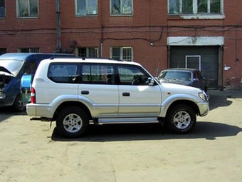 1999 Toyota Land Cruiser Prado Pictures