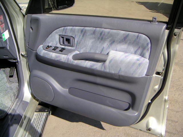 1999 Toyota Land Cruiser Prado Pics