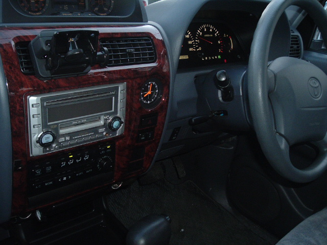 1999 Toyota Land Cruiser Prado Pics