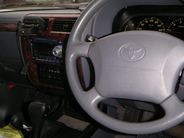 1999 Toyota Land Cruiser Prado Pictures