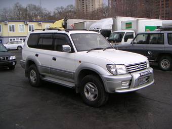 1999 Toyota Land Cruiser Prado Pics