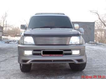 1999 Toyota Land Cruiser Prado Pics