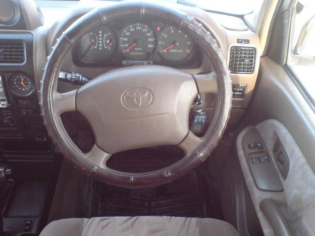 2000 Toyota Land Cruiser Prado