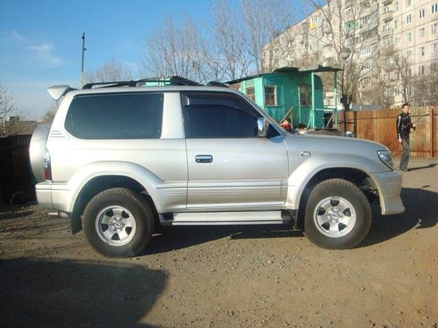 2000 Toyota Land Cruiser Prado