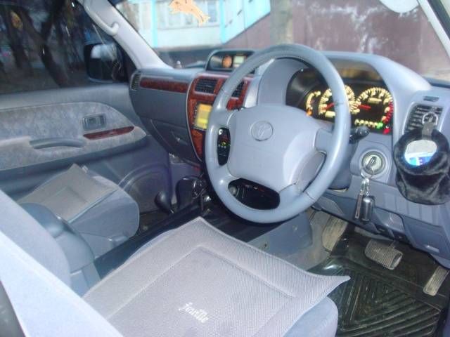 2000 Toyota Land Cruiser Prado