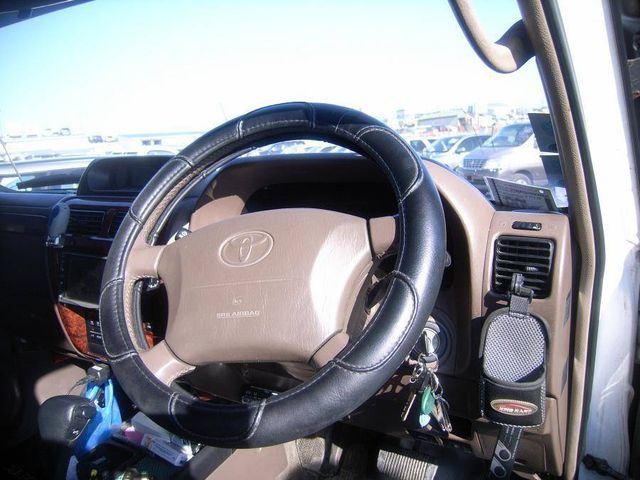 2000 Toyota Land Cruiser Prado