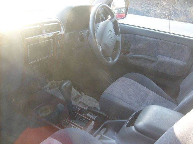 2000 Toyota Land Cruiser Prado