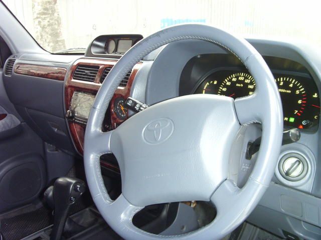 2000 Toyota Land Cruiser Prado