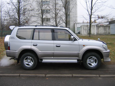 2000 Toyota Land Cruiser Prado Pictures