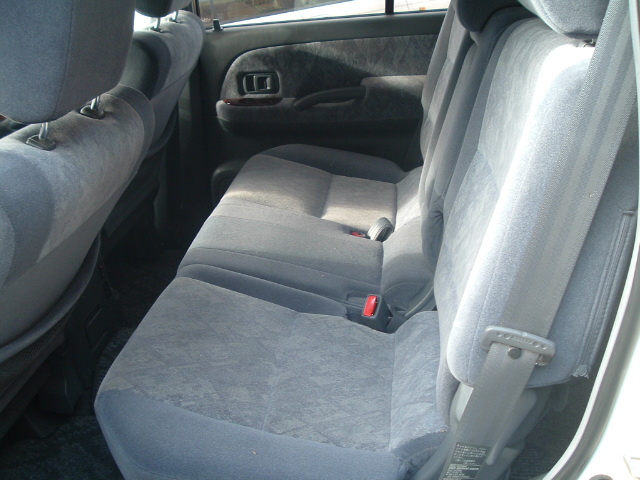 2000 Toyota Land Cruiser Prado Images