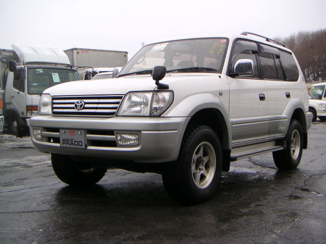 2000 Toyota Land Cruiser Prado Photos