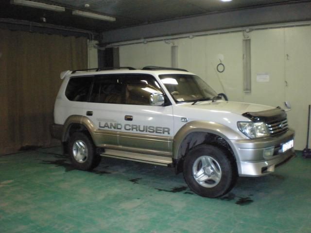 2001 Toyota Land Cruiser Prado