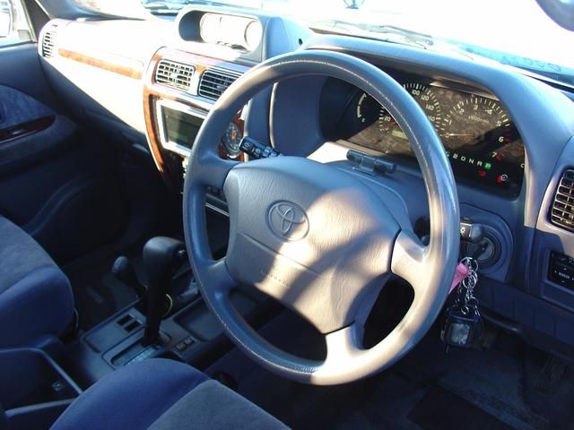 2001 Toyota Land Cruiser Prado