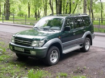 2001 Toyota Land Cruiser Prado Images