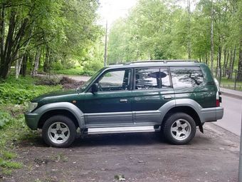 2001 Toyota Land Cruiser Prado Pics