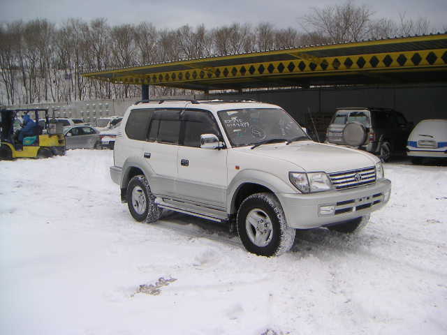 2001 Toyota Land Cruiser Prado Wallpapers
