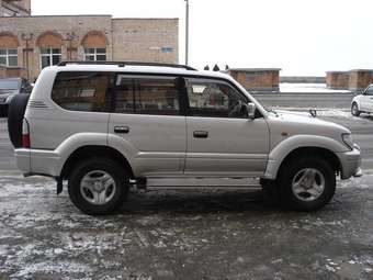 2001 Toyota Land Cruiser Prado Images