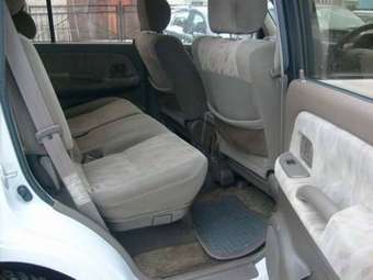 2001 Toyota Land Cruiser Prado Pictures