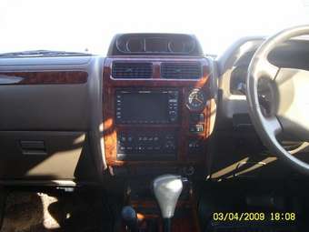 2001 Toyota Land Cruiser Prado Pictures