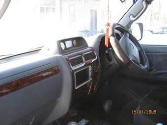 2001 Toyota Land Cruiser Prado Pictures