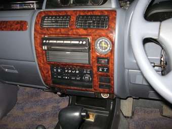 2001 Toyota Land Cruiser Prado Photos