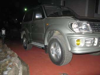 2001 Toyota Land Cruiser Prado Photos