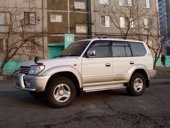 2001 Toyota Land Cruiser Prado Images