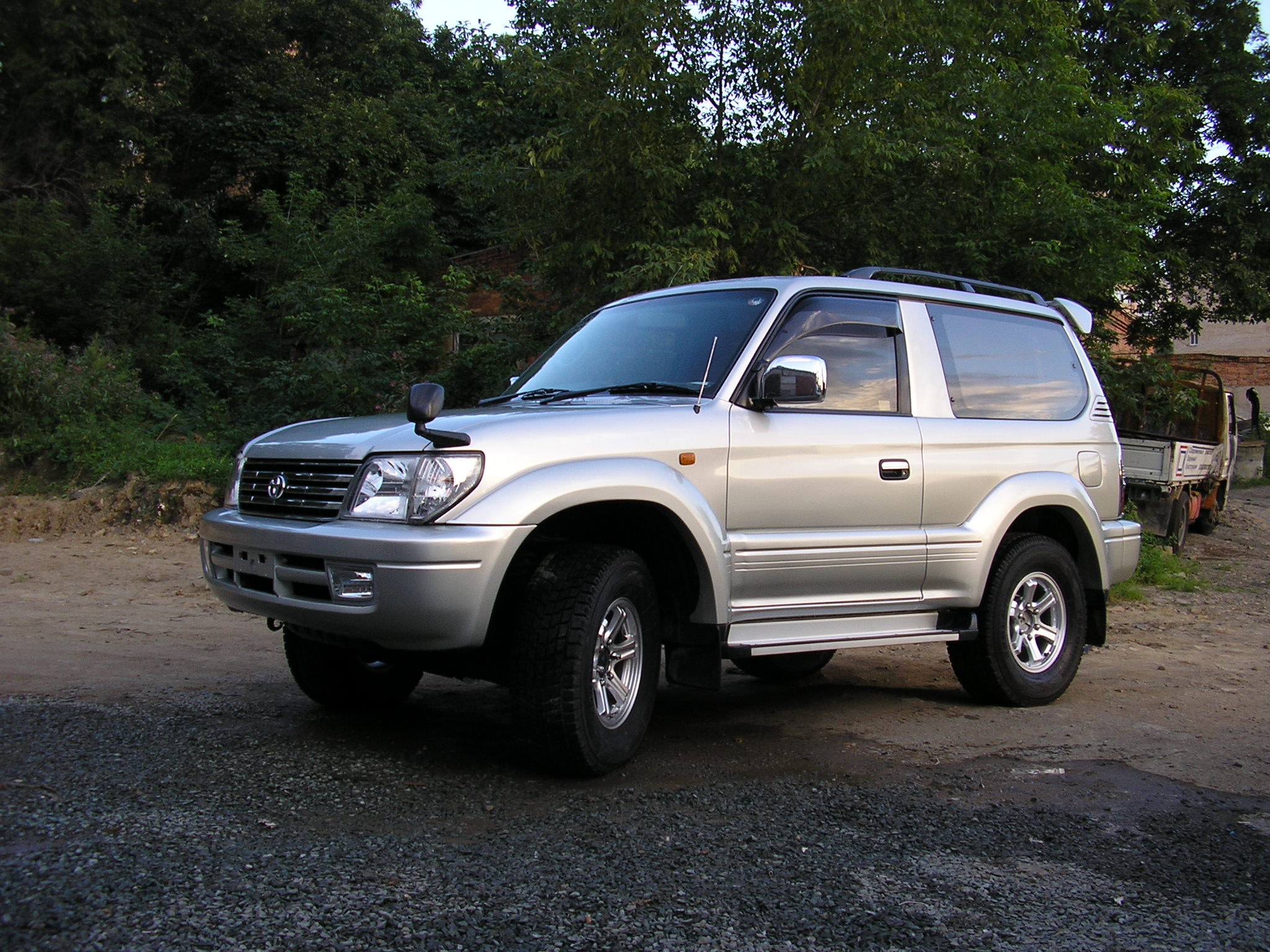 2002 Toyota Land Cruiser Prado