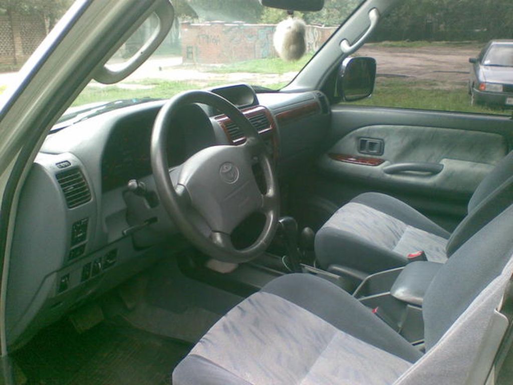 2002 Toyota Land Cruiser Prado