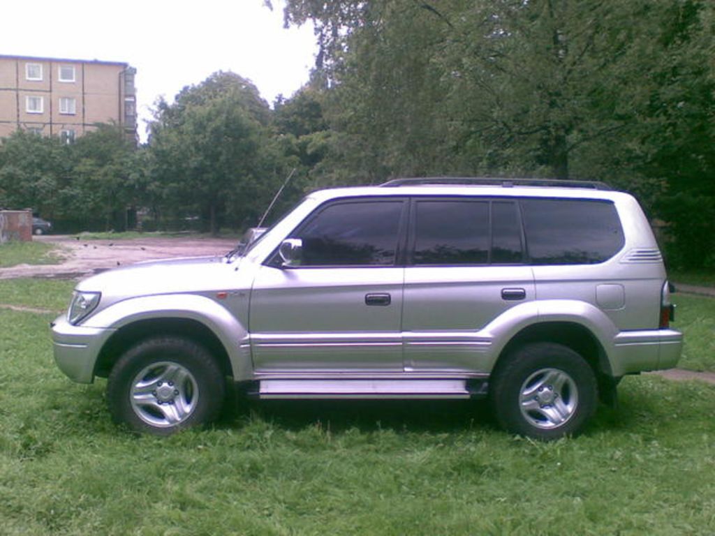 2002 Toyota Land Cruiser Prado