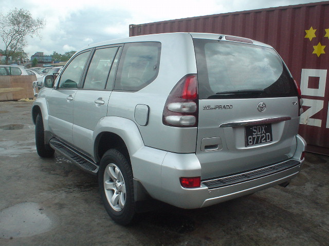 2002 Toyota Land Cruiser Prado Photos