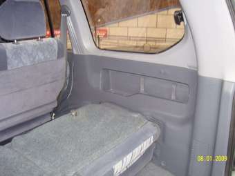 2002 Toyota Land Cruiser Prado Pictures