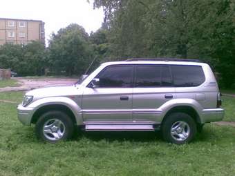 2002 Toyota Land Cruiser Prado Photos