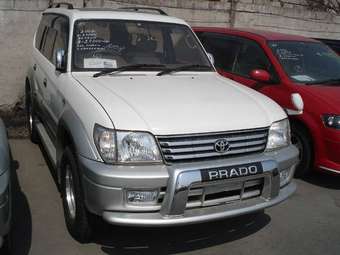 2002 Toyota Land Cruiser Prado Pics