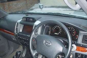 2002 Toyota Land Cruiser Prado Images