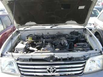 2002 Toyota Land Cruiser Prado Pictures